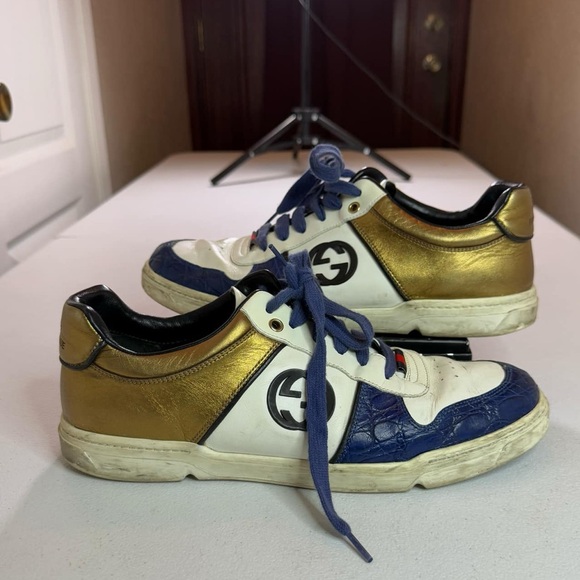 Gucci crocodile and leather sneakers 5th Ave Edition
Sz 9.5 G / / US 10.5 Exotic - Picture 1 of 12